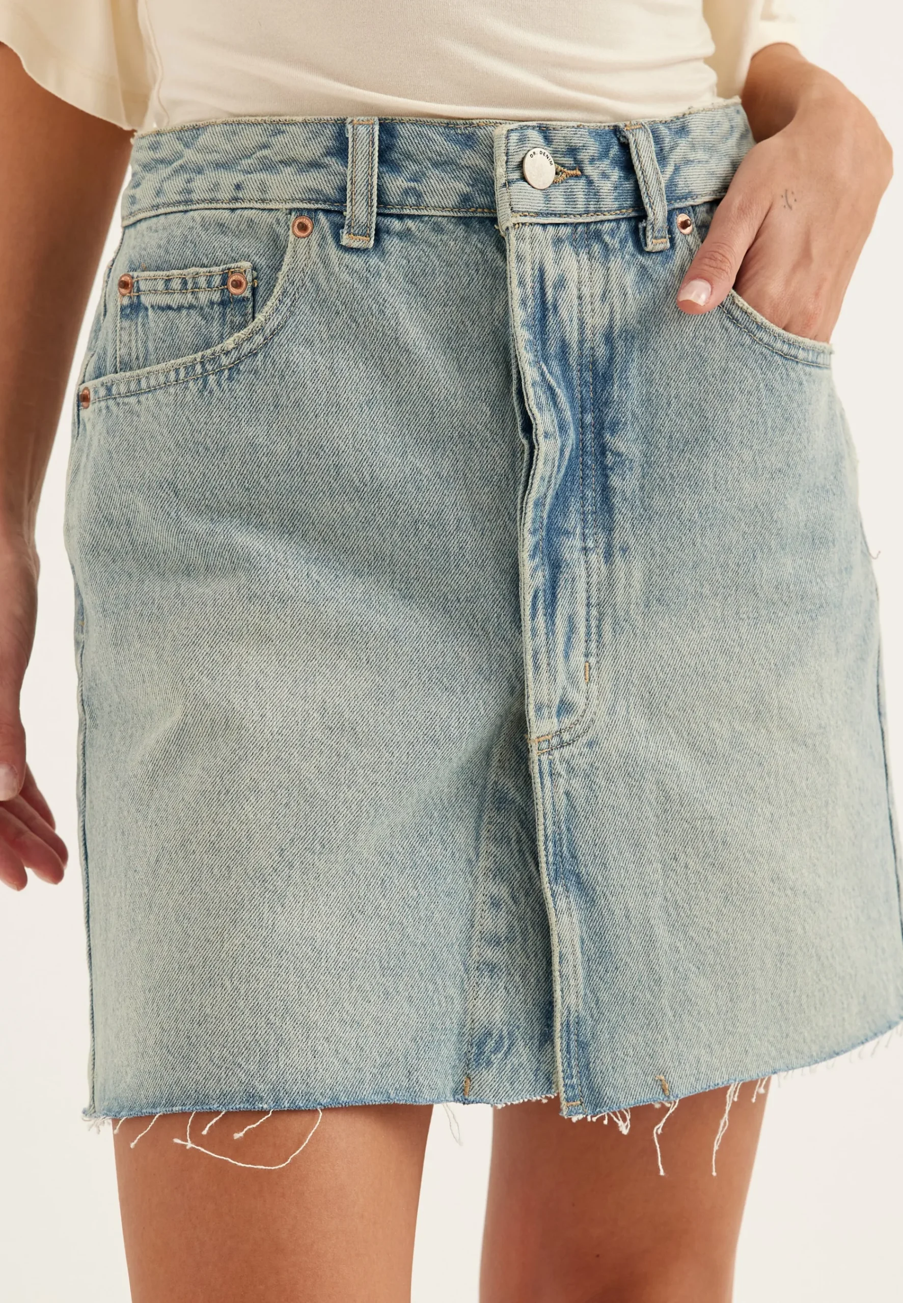 Ara Skirt