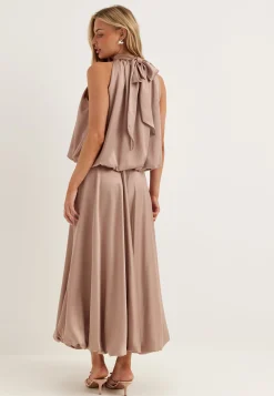 Bubble-Hem Satin Ankle Skirt