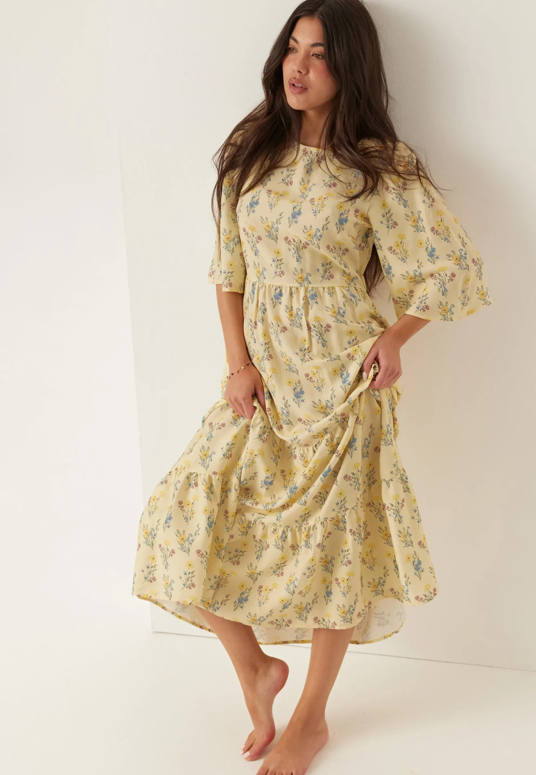 Butterfly Sleeve Maxi Dress