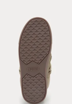 Classic Low Sneaker