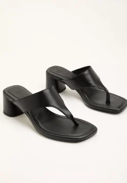Evie Leather Sandal