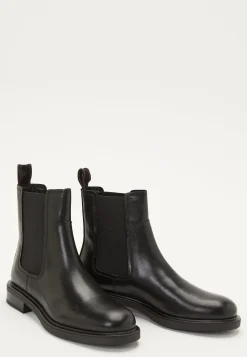 Freya Classic Leather Boots