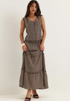 Frill Maxi Skirt