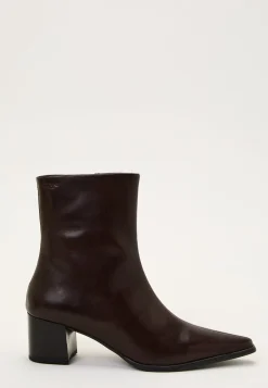 Giselle Leather Boot