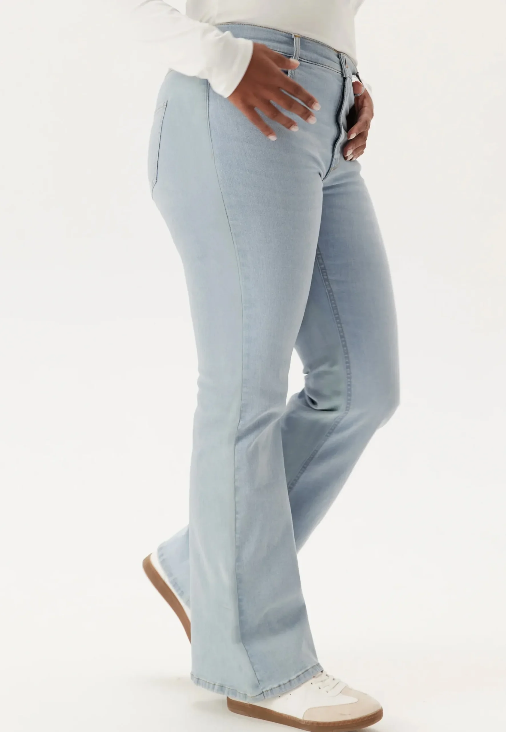 High Flare Superstretch Jeans