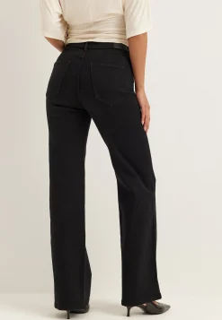High Straight Leg Jeans