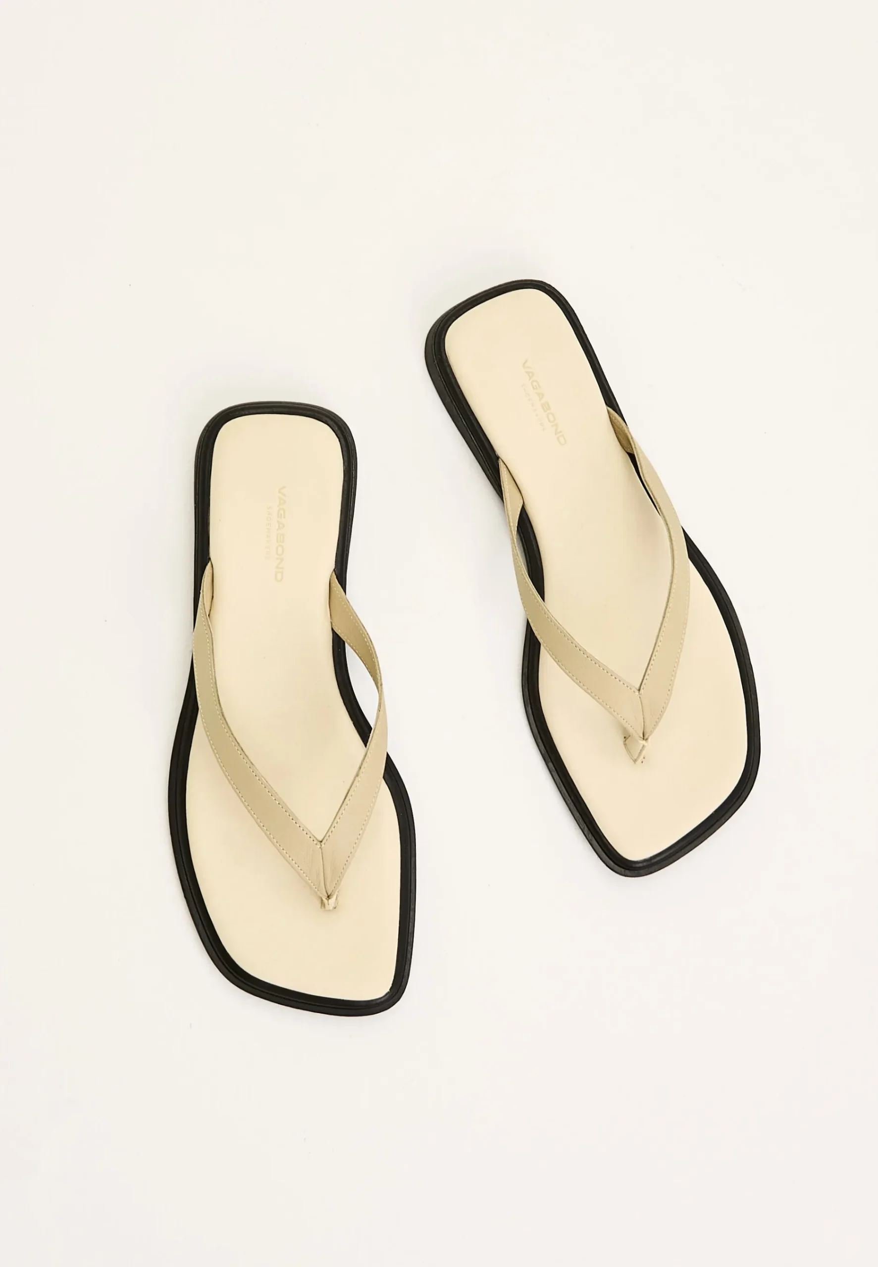Izzy Sandal Flats