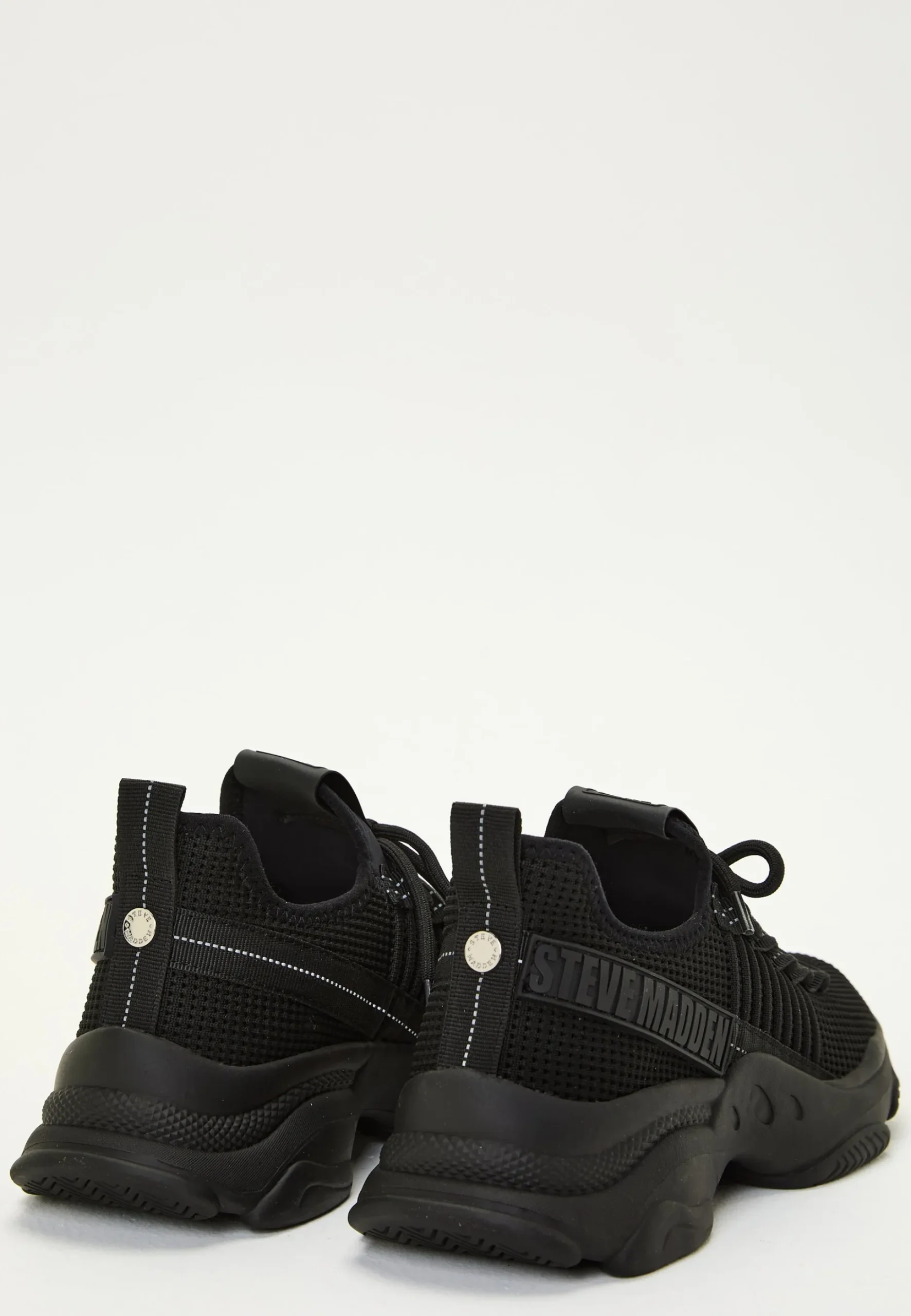 Mac-E Sneaker