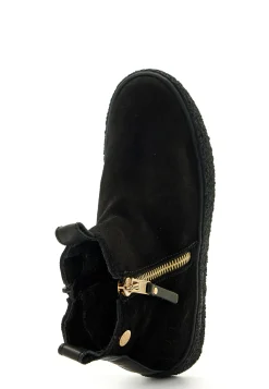 Mount V. Zip Boots