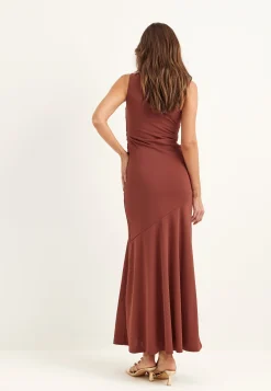 One shoulder dress