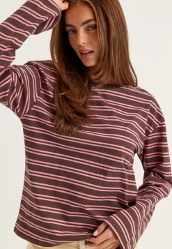 Relaxed Long Sleeve Tee