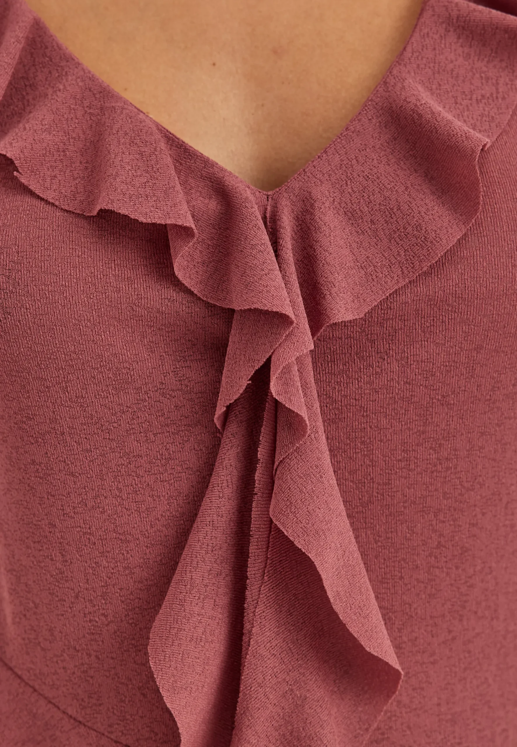 Sleeveless Flounce Top