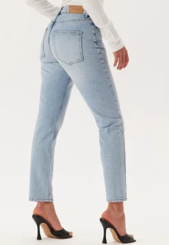 Slim Ankle Jeans