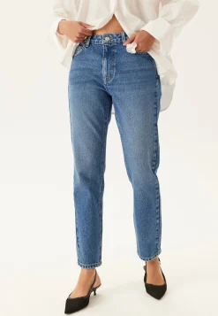 Slim Ankle Jeans