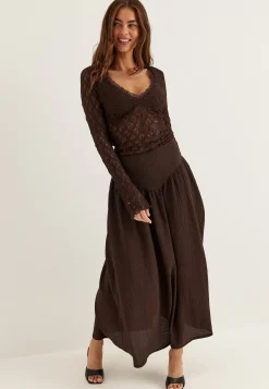 Soft Structure Maxi Skirt