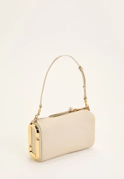 The Snapshot Shoulder