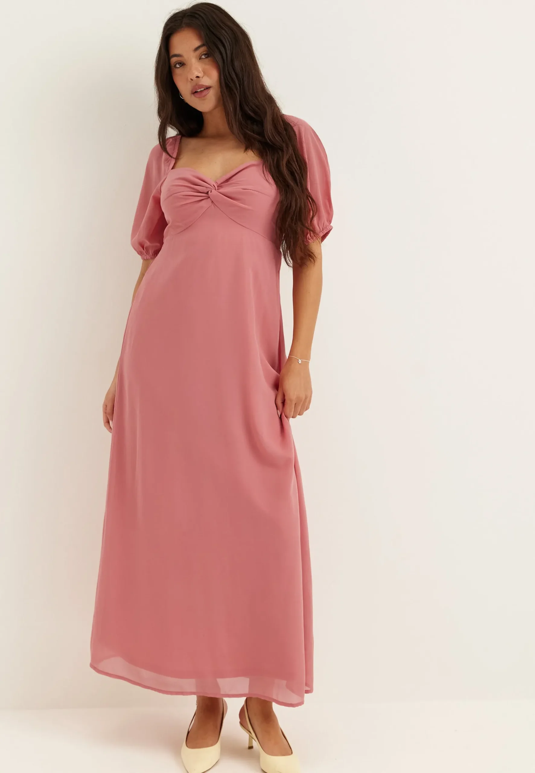Twist Detail Short Sleeve Maxi Dress