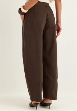Vichia Hw Barrel Jeans