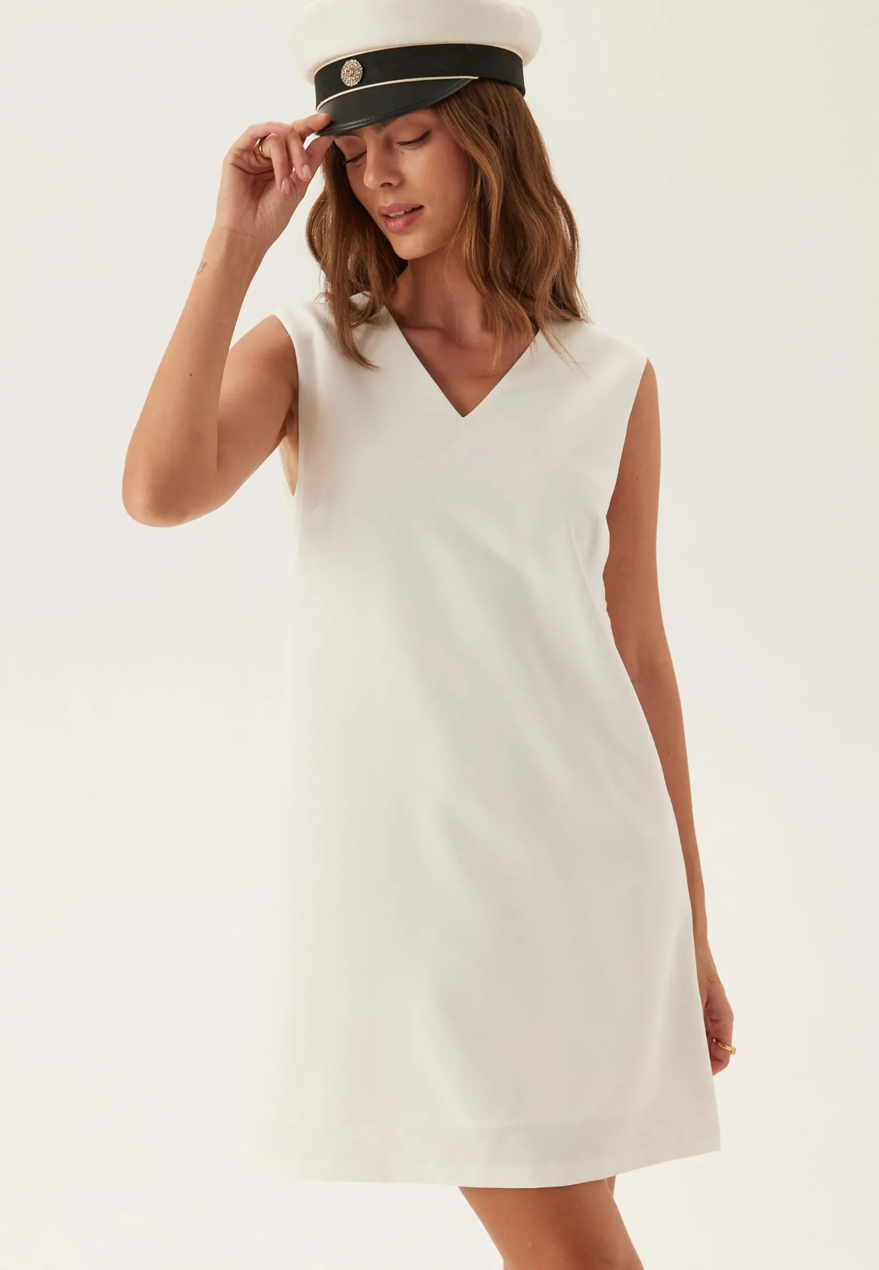 Vigery V-neck S/L SHORT DRESS
