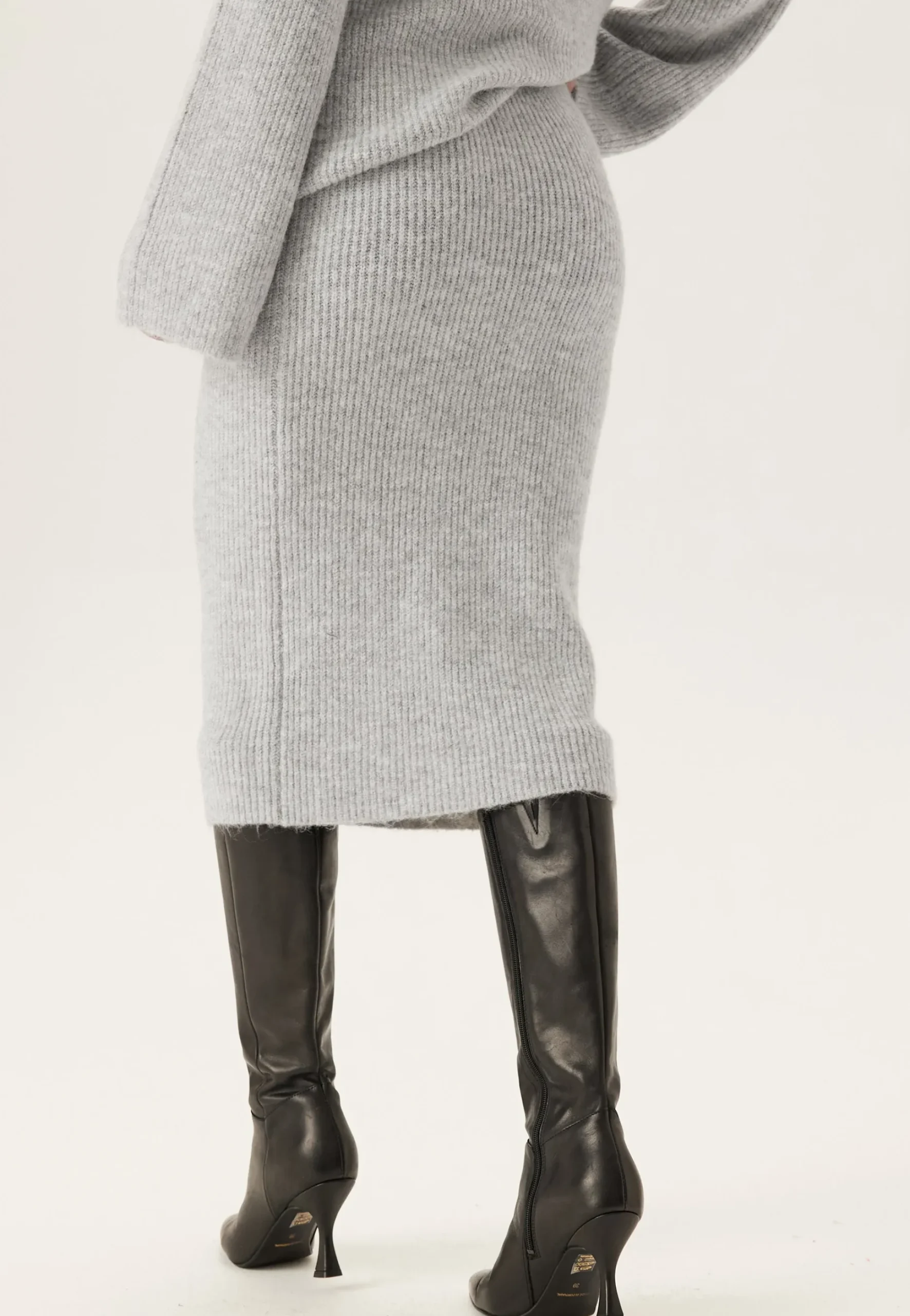 Viretta Pencil Knit Skirt