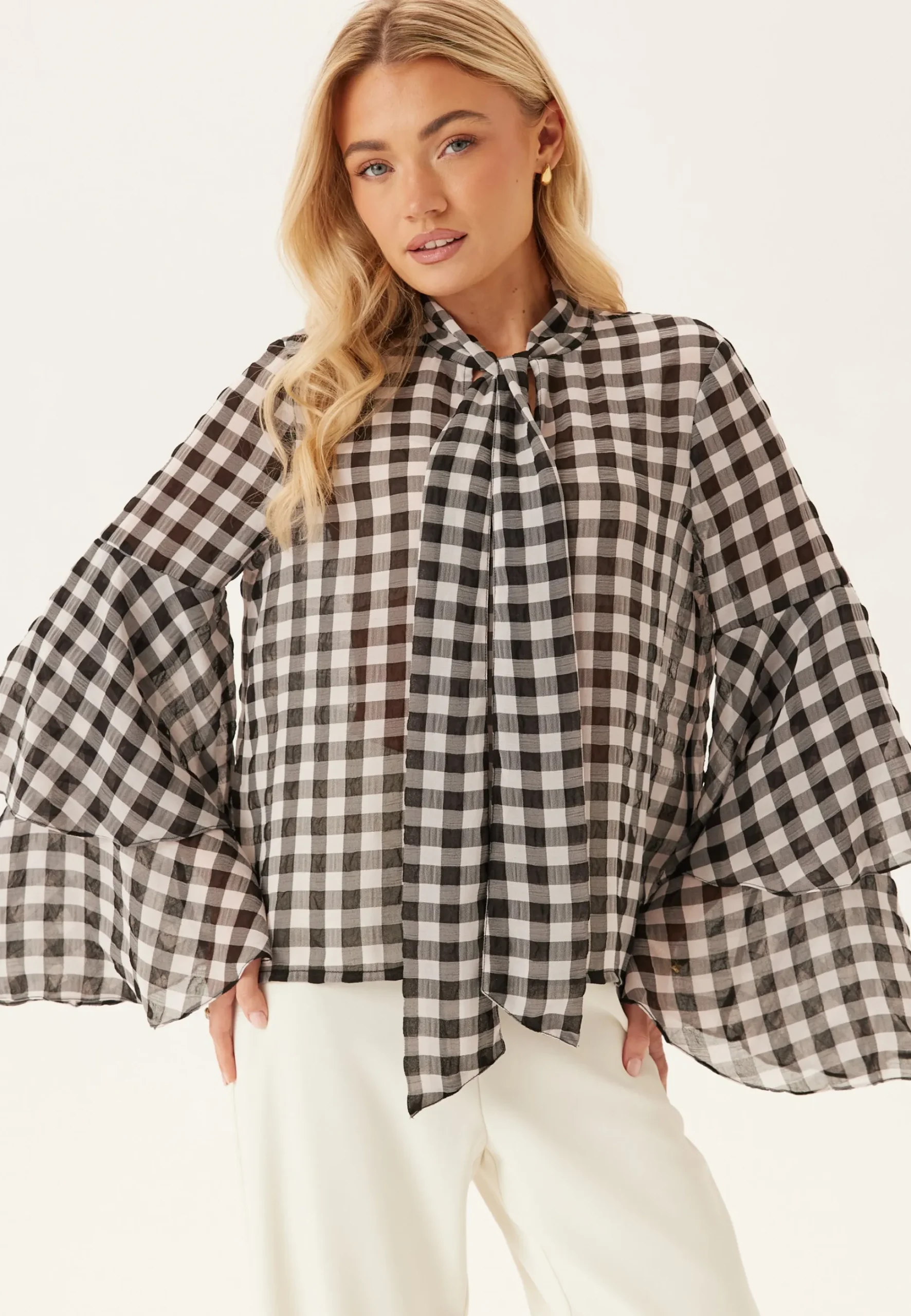 Vmsia Ls Flounce Top